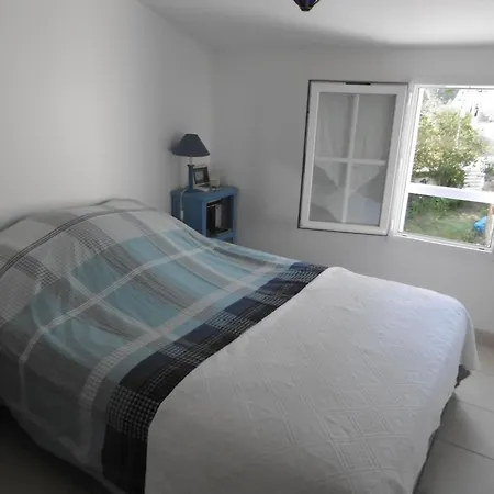Maison Confortable A Pour 4 Personnes, Proche - Fr-1-823-150 バルバトル