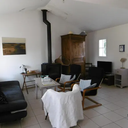 Maison Confortable A Pour 4 Personnes, Proche - Fr-1-823-150 * バルバトル
